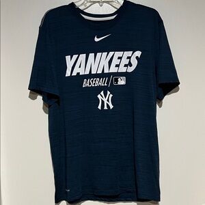 Nike Yankees Navy T-Shirt